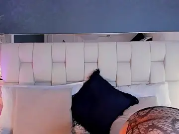 RoxyLaurent  live sex cam