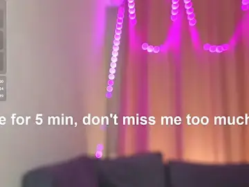StacyLuce  live sex cam