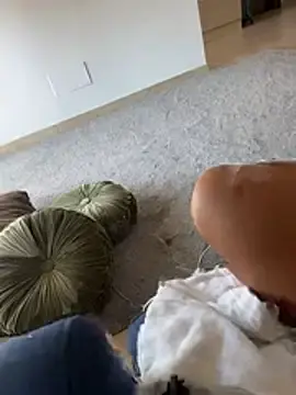 Aeraval  live sex cam