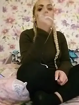 Izauri2025  live sex cam
