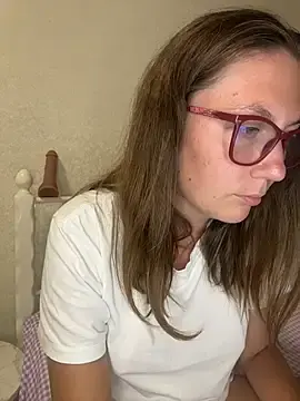 BeatriceTender  live sex cam
