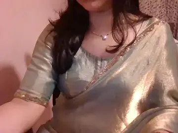 Diya_04  live sex cam