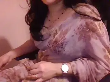 Diya_04  live sex cam