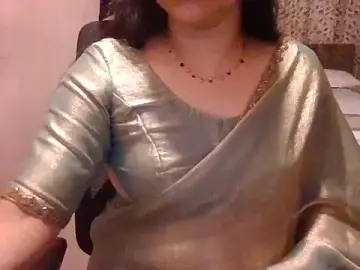 Diya_04  live sex cam