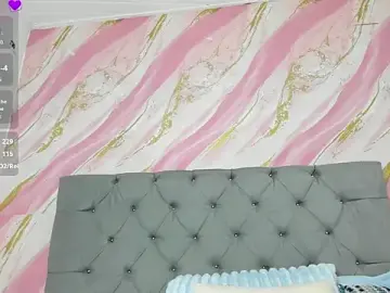 MaryBluhs  live sex cam