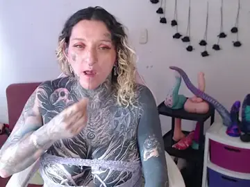 SLOPPYTITSS  live sex cam