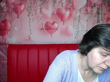 LunaDobra  live sex cam