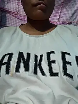 LustyPriya_  live sex cam