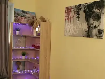 MarielRoloson  live sex cam