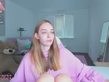 MoonDust  live sex cam