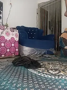 Saniya76  live sex cam