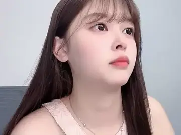 Winnie005  live sex cam