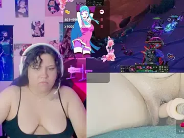 Crystal7u7  live sex cam