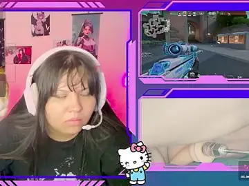 Crystal7u7  live sex cam