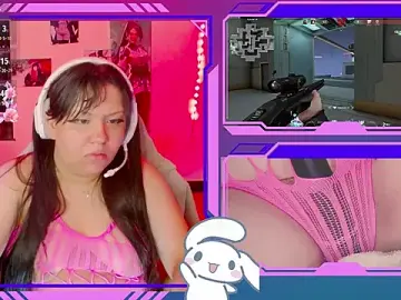 Crystal7u7  live sex cam