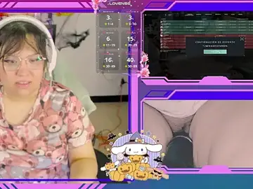 Crystal7u7  live sex cam