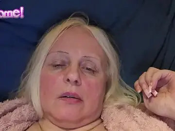 Martachatte  live sex cam