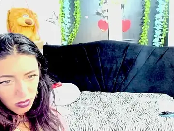 Queen-natty  live sex cam