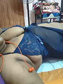 Yalini1431  live sex cam