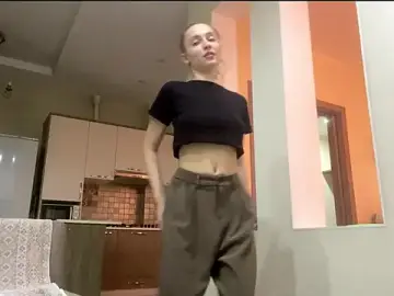 DianeFleming  live sex cam