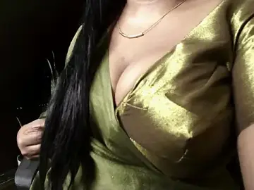 Mallu_Tamilachi  live sex cam