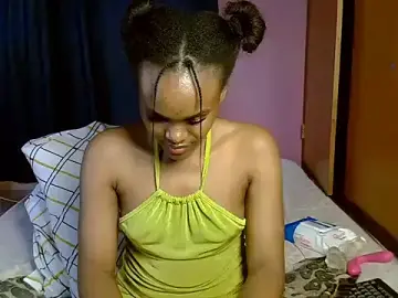 Queen_petite_  live sex cam