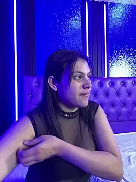 Steffany777_  live sex cam
