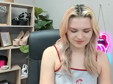 SweetLilyxo  live sex cam