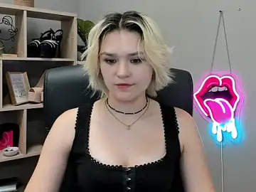 SweetLilyxo  live sex cam
