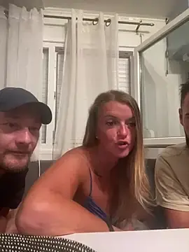 Myachat  live sex cam