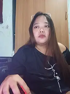 Sweetbigtits19  live sex cam