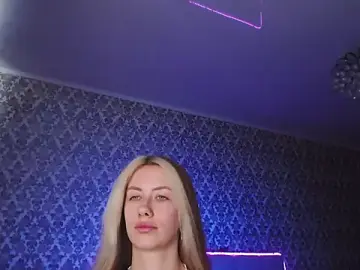 HailieAfterDark  live sex cam