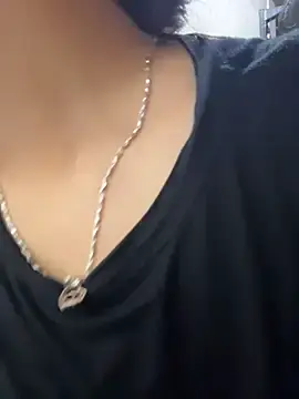 Hanni906  live sex cam