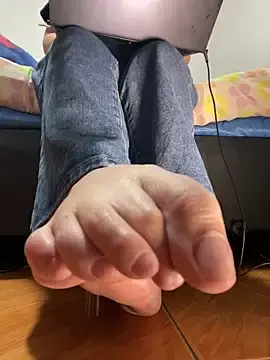 Kattyfeet  live sex cam