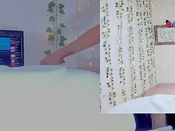 Lil__Eva_  live sex cam