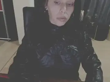 GoldenSasha  live sex cam