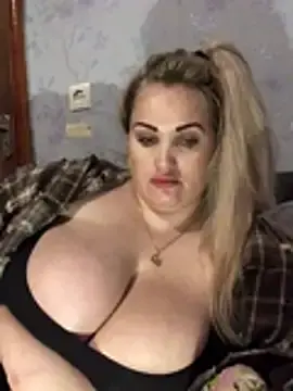 VikiiStoun  live sex cam