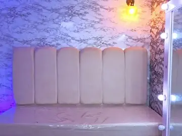 _Kitty_v  live sex cam