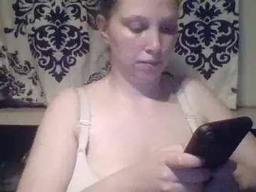 Coco324  live sex cam