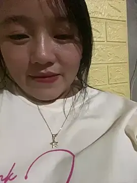 Annaxyz  live sex cam