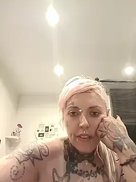 LilRhOse  live sex cam