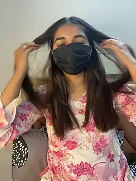 Vedika14  live sex cam