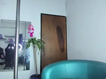 Asizaa  live sex cam