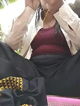 DearLove999  live sex cam