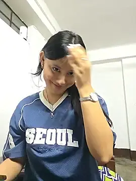 Pritika1703  live sex cam