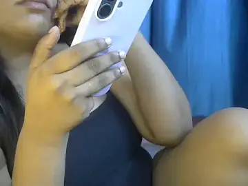 QUEEN-OF-QUEEN  live sex cam