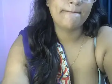 QUEEN-OF-QUEEN  live sex cam