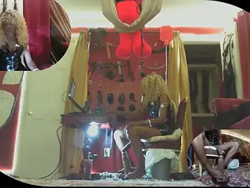 TheMississippiMadame  live sex cam