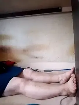 Oksana72  live sex cam