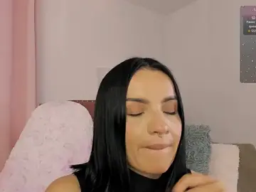 Whoissofy  live sex cam